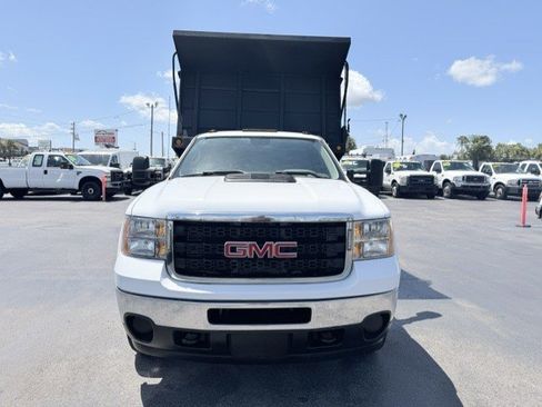 Used 2011 GMC Sierra 3500 W/T AWD/4WD image 3