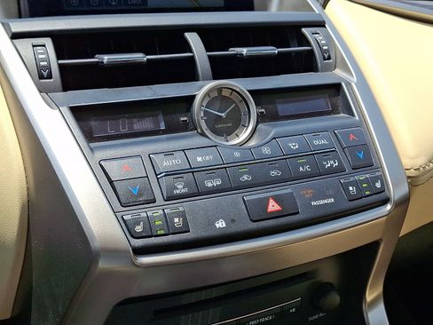Used 2015 Lexus NX 300h AWD w/ Luxury Package image 18