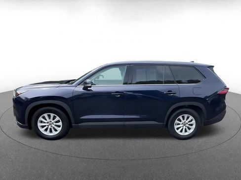 Used 2025 Toyota Grand Highlander FWD image 9