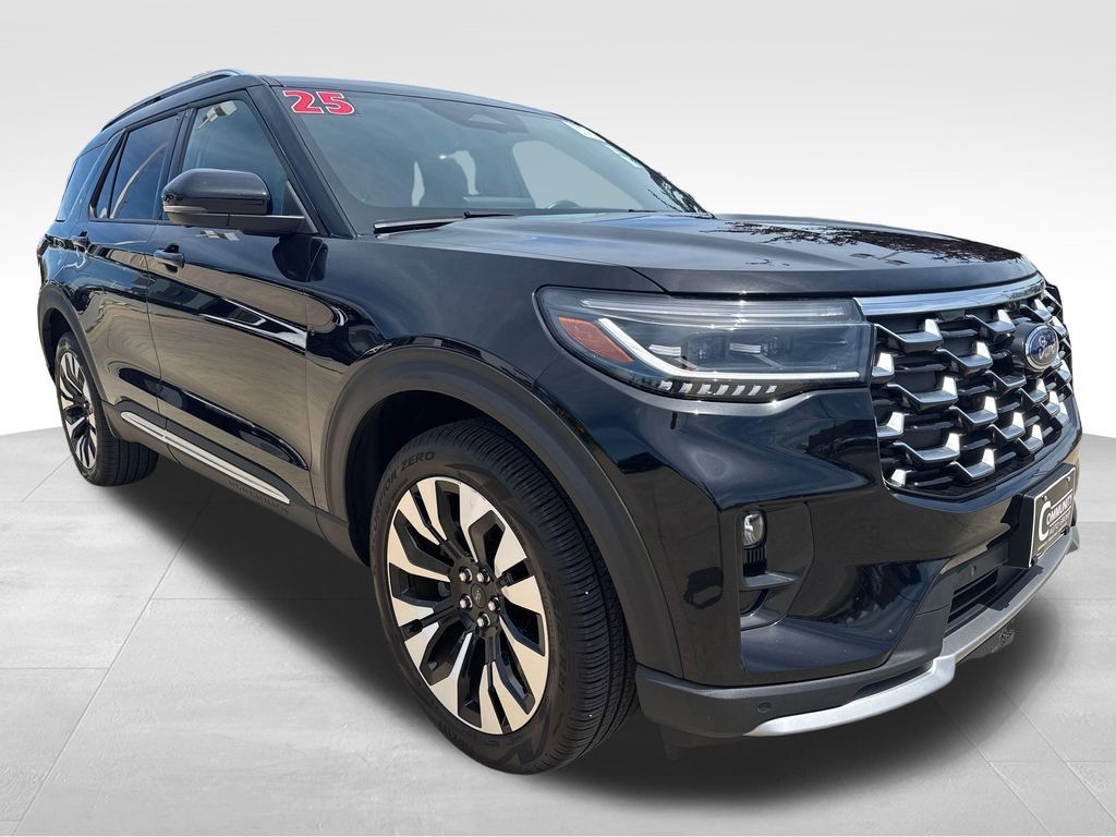 Used 2025 Ford Explorer Platinum w/ LUX Leather Package AWD/4WD image 8