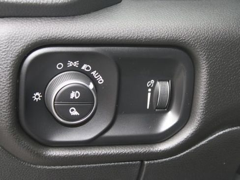 Used 2023 RAM 1500 Big Horn RWD image 17
