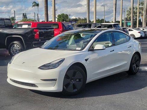 Used 2022 Tesla Model 3 Long Range image 44