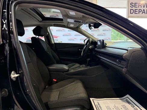 Used 2026 Honda Accord SE image 48