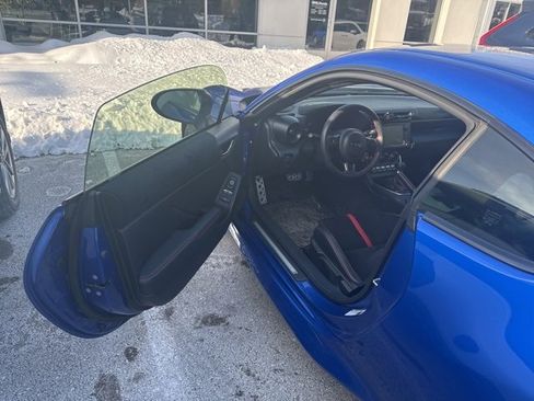 Used 2024 Subaru BRZ Limited image 3