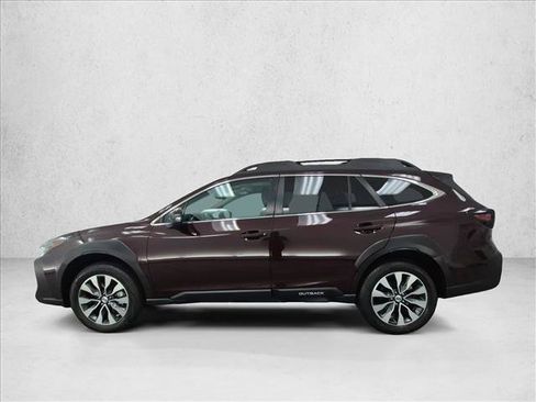 Used 2023 Subaru Outback Limited AWD/4WD image 9