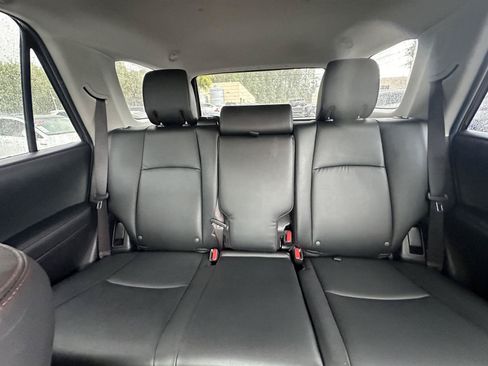 Used 2024 Toyota 4Runner TRD Off-Road Premium w/ Moonroof Package AWD/4WD image 10