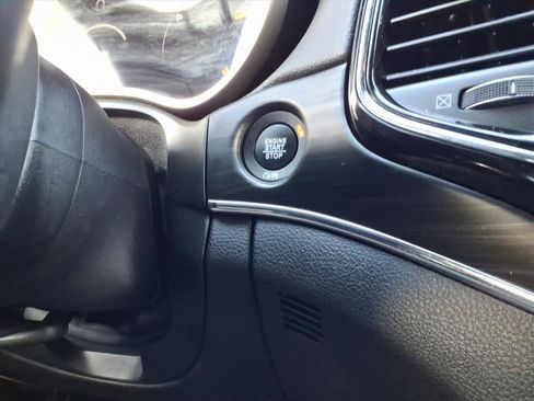 Used 2021 Jeep Grand Cherokee Limited image 22