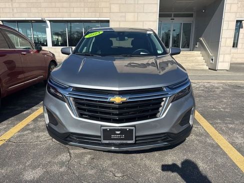 Used 2024 Chevrolet Equinox LT image 2