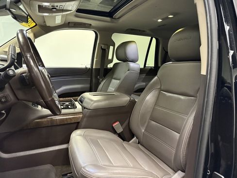 Used 2019 GMC Yukon Denali image 24