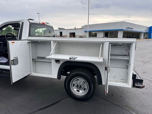 Used 2023 Ford F250 XL w/ Snow Plow Prep Package AWD/4WD image 12