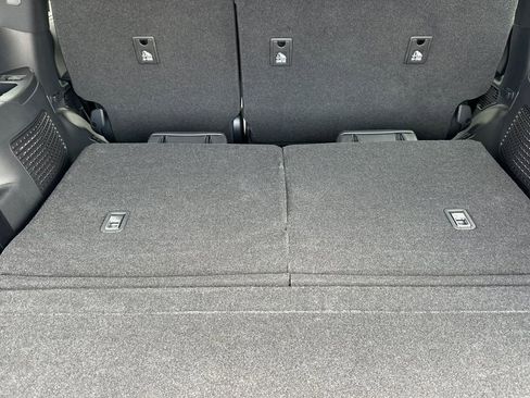 New 2026 Lexus LX 700h Luxury image 17