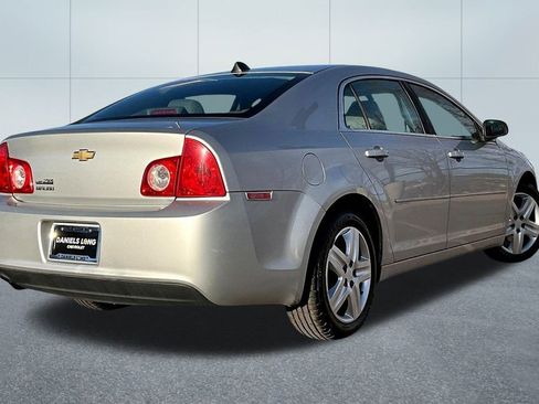 Used 2012 Chevrolet Malibu LS w/ LS Uplevel Package image 2