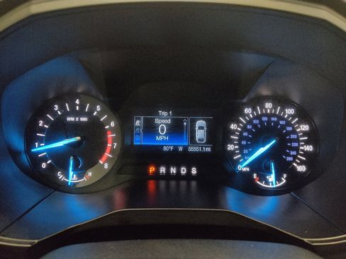 Used 2018 Ford Edge SE FWD image 23