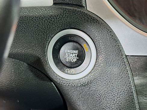 Used 2020 Chrysler 300 Touring image 20