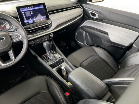 Used 2022 Jeep Compass Latitude AWD/4WD image 21