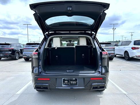 Used 2025 INFINITI QX60 Luxe AWD/4WD image 23
