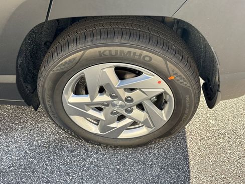 New 2026 Hyundai Kona SE image 19