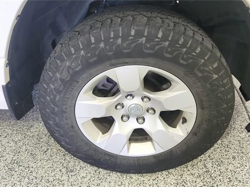 Used 2023 RAM 1500 Big Horn AWD/4WD image 14