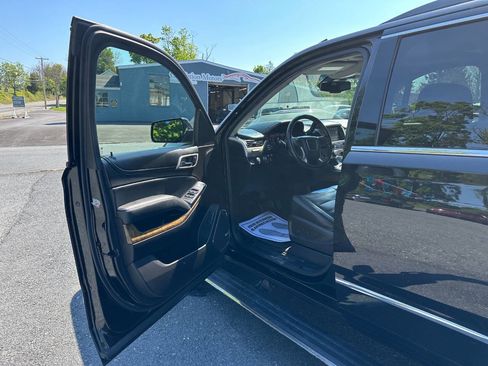 Used 2016 GMC Yukon Denali w/ Open Road Package AWD/4WD image 15
