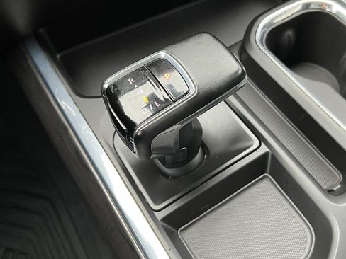 Used 2024 Chevrolet Silverado 1500 LTZ w/ LTZ Convenience Package II image 30