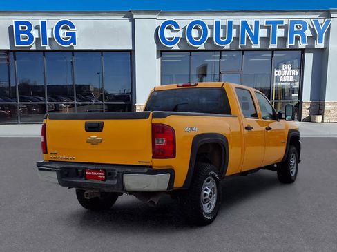 Used 2013 Chevrolet Silverado 2500 W/T AWD/4WD image 5