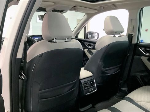 Used 2023 Subaru Forester Premium image 11