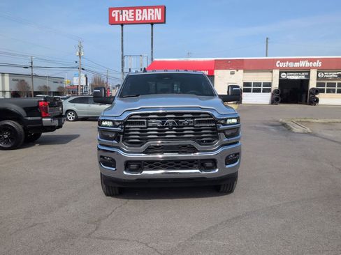 New 2026 RAM 2500 Tradesman AWD/4WD image 4