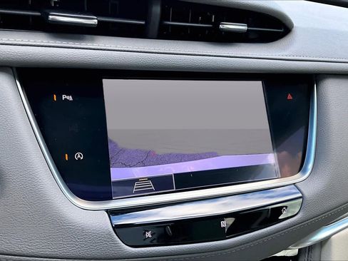 Used 2020 Cadillac XT5 Premium Luxury FWD image 25