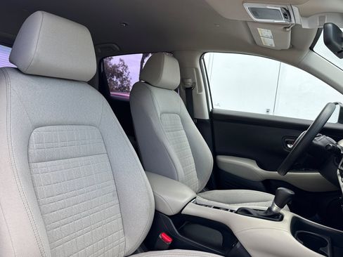 Used 2025 Honda HR-V LX image 25
