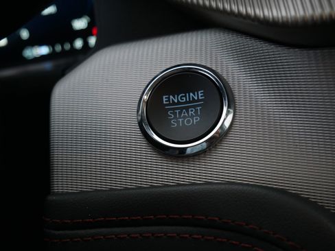 Used 2025 Ford Explorer Active image 31