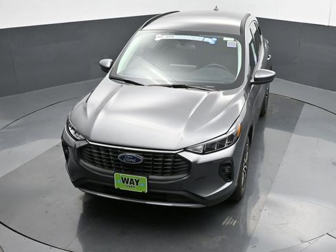 New 2024 Ford Escape SE image 35