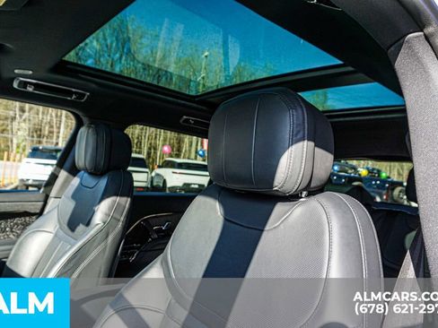 Used 2023 Land Rover Range Rover Sport SE Dynamic AWD/4WD image 18