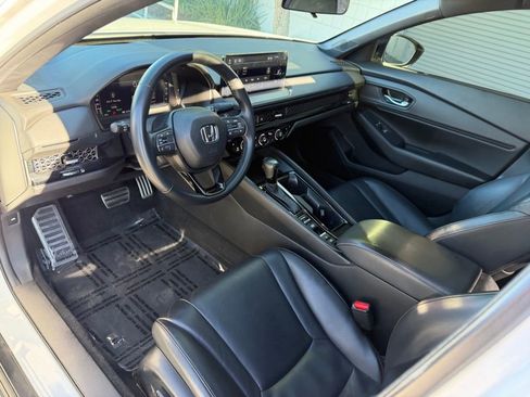 Used 2023 Honda Accord Sport image 2