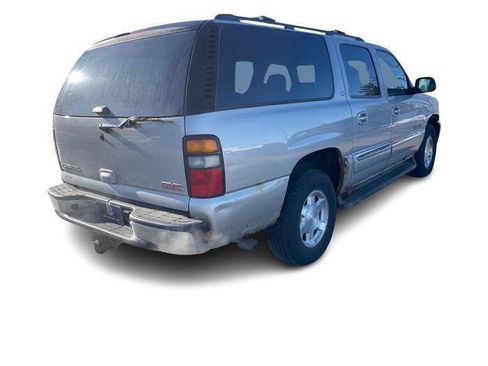 Used 2006 GMC Yukon XL SLT w/ SLT Preferred Equipment Group image 5