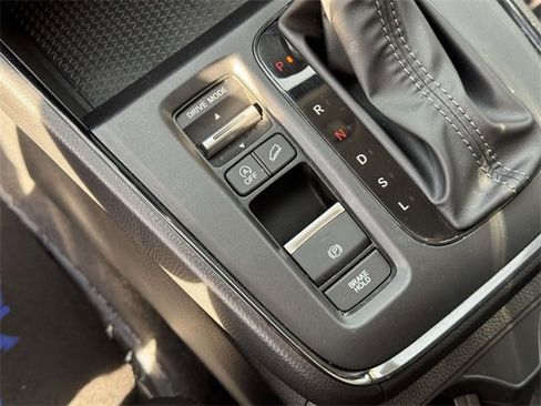 Certified 2025 Honda CR-V LX image 29