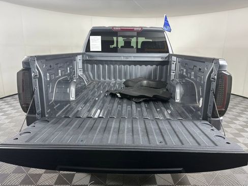 Used 2020 GMC Sierra 1500 Elevation w/ Elevation Value Package image 31