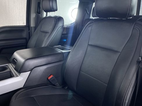 Used 2019 Ford F250 Lariat image 11