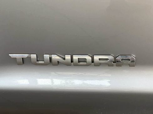 Used 2020 Toyota Tundra SR5 AWD/4WD image 11