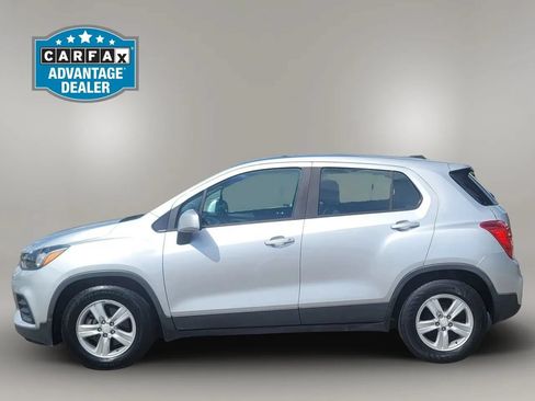 Used 2019 Chevrolet Trax LS FWD image 8