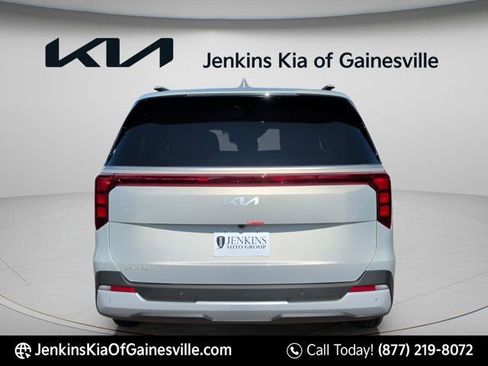 New 2026 Kia Carnival EX FWD image 9