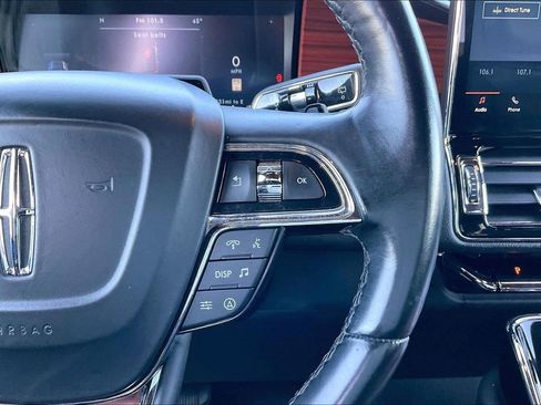 Used 2024 Lincoln Navigator L 4WD image 11