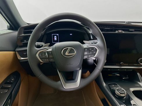 Used 2024 Lexus RZ 300e Premium w/ Accessory Package (Z1) image 24