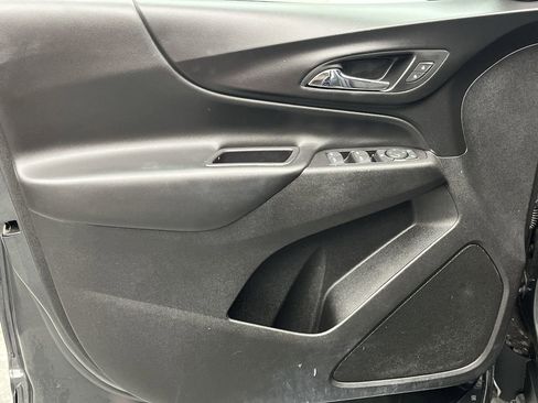 Used 2019 Chevrolet Equinox LT image 6