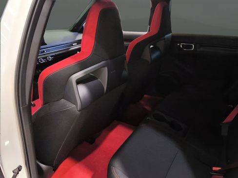 Used 2024 Honda Civic Type R image 16