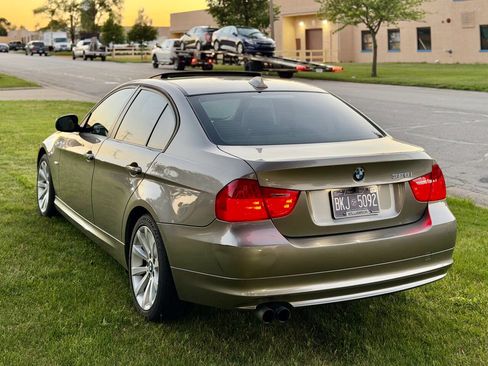Used 2011 BMW 328i Sedan RWD image 7