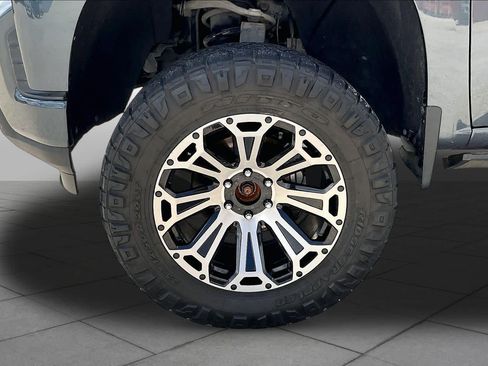 Used 2019 Chevrolet Silverado 1500 RST AWD/4WD image 11