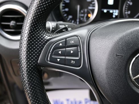 Used 2018 Mercedes-Benz Metris Passenger image 20