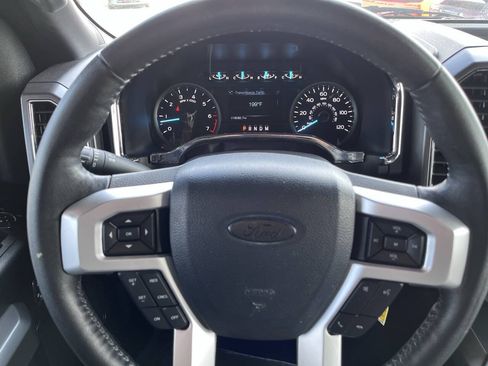 Used 2019 Ford F150 XLT w/ Equipment Group 302A Luxury AWD/4WD image 13