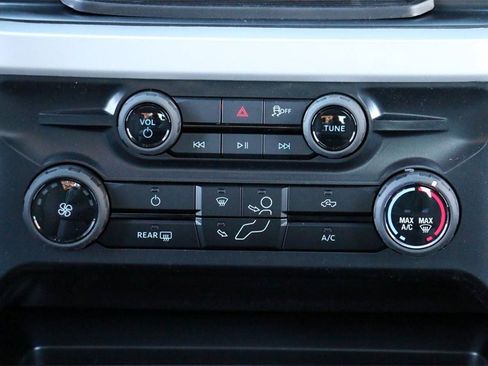 New 2026 Ford F250 XLT w/ FX4 Off-Road Package image 24