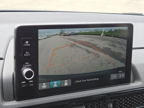 Used 2023 Honda CR-V EX-L image 9